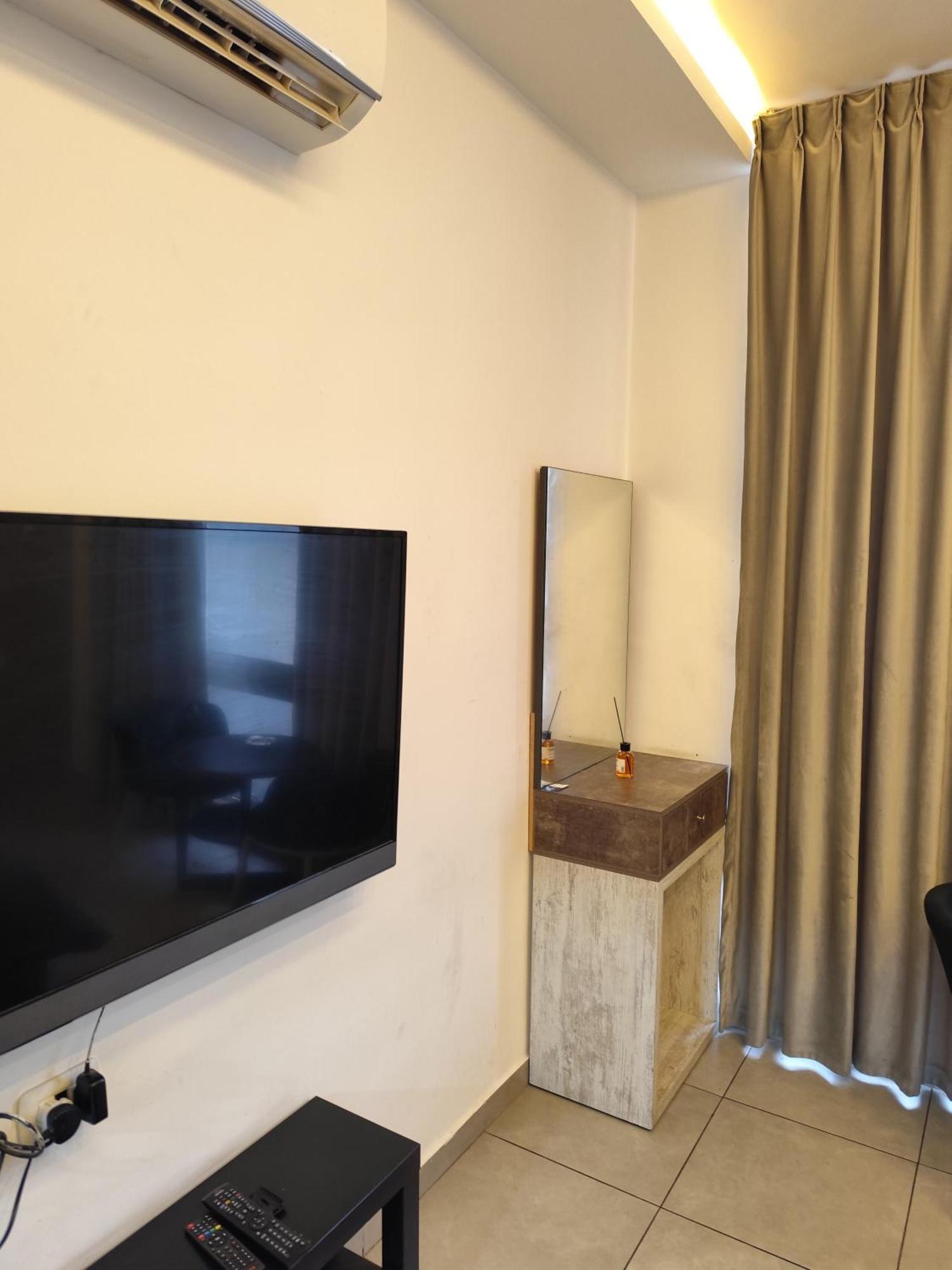 Gentle Breeze Studio 2 Amman Luaran gambar